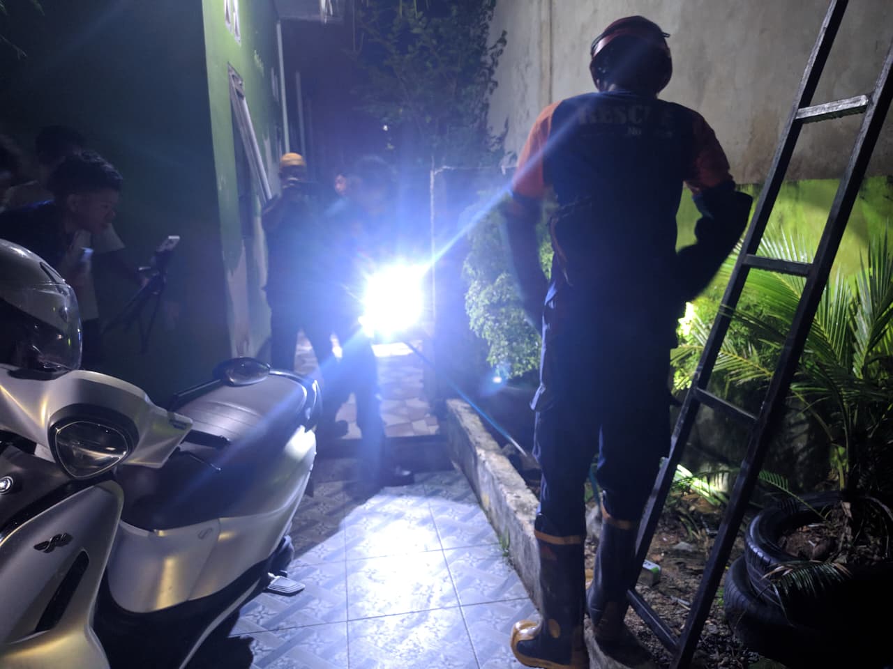 BERITA GAMBAR SIMPATIK